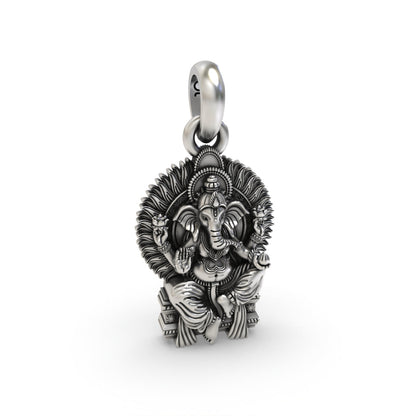 925 silver Ganeshji pendant for devotional wear,