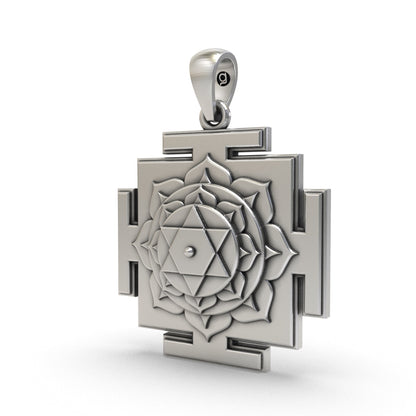 925 Silver Bhuvaneshwari Yantra Pendant – Sacred Jewelry for Prosperity, Protection & Cosmic Energy