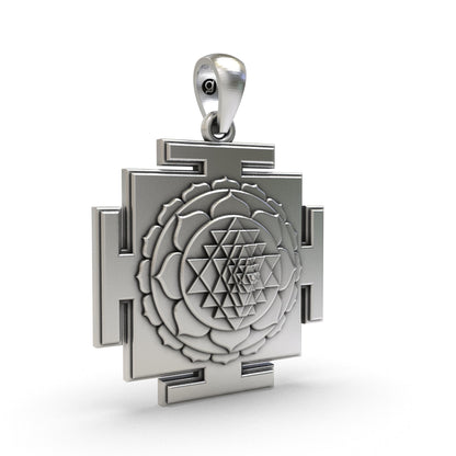 925 Silver Tripura Sundari Yantra Pendant – Sacred Jewelry for Prosperity, Beauty & Divine Harmony