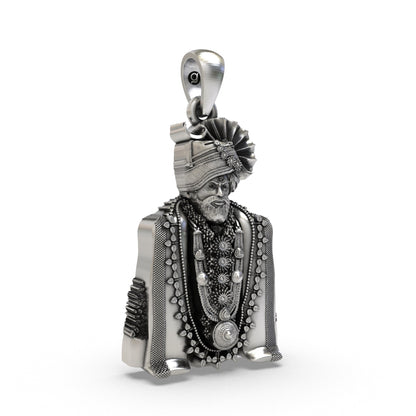 925 silver guru pendant craftsmanship view