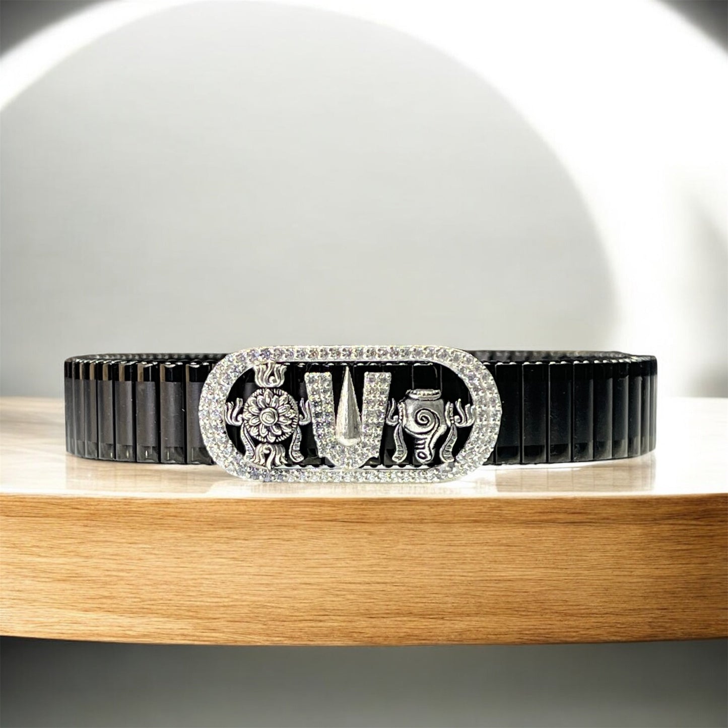 925 Silver Tirupati Balaji Tilak Bracelet – Iced Namam with Shankha Chakra Motif | Lord Venkateswara Devotional Kada