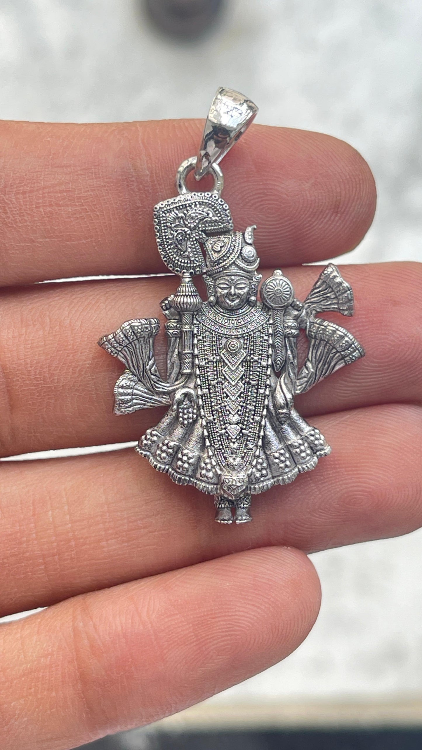 925 silver Krishna pendant for devotees
